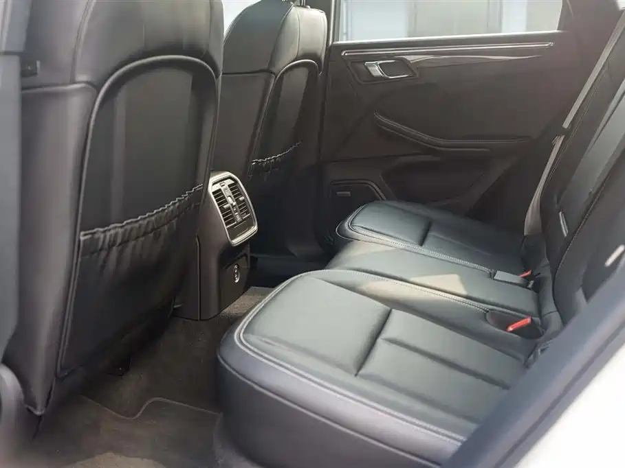 Porsche Macan 2025 2025 Macan 2.0T Dream Chaser Edition