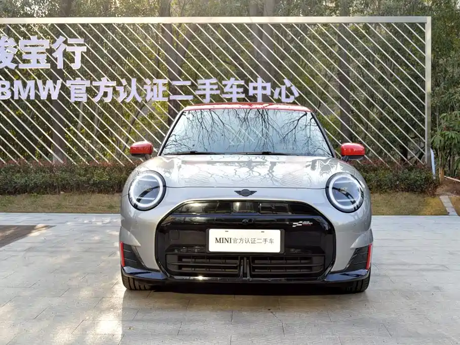 MINI ELECTRIC  JCW