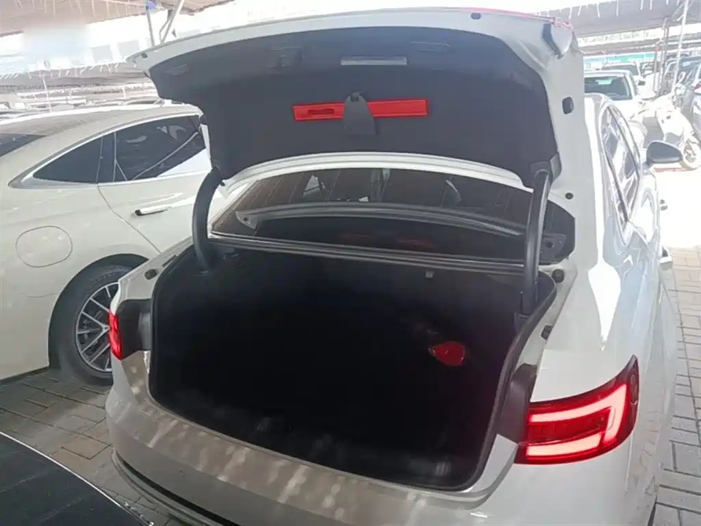 Audi A4L 2019 40 TFSI Fashion (China VI) фото 19