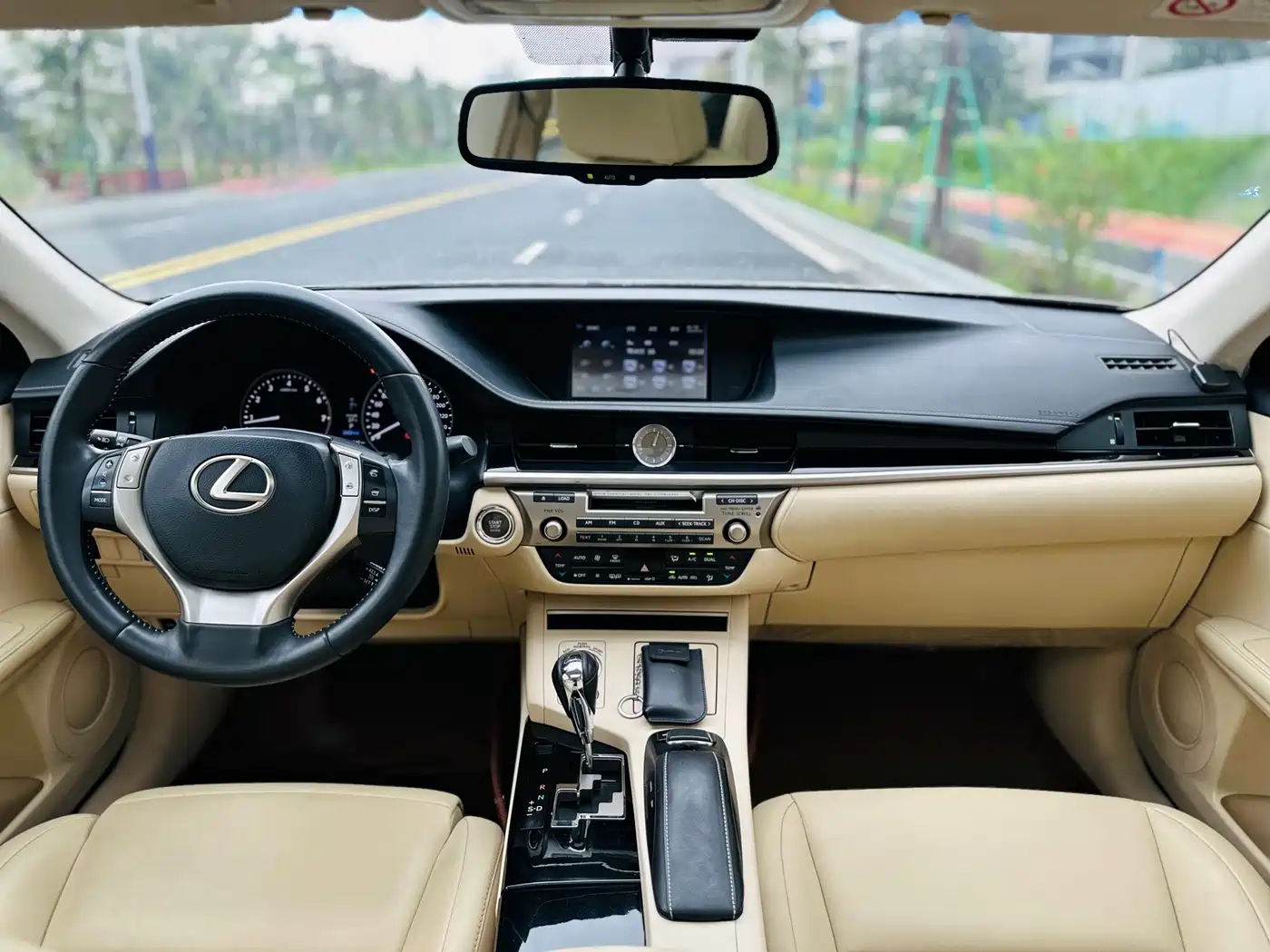 Lexus ES 2013 250 Elite Edition фото 12
