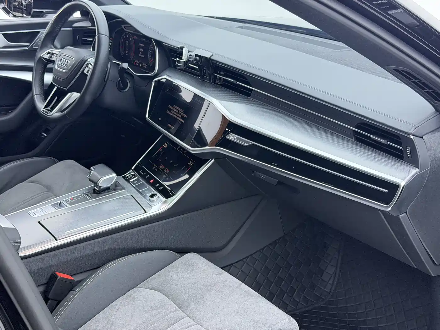 Audi A6L 2024 40 TFSI Luxury Dynamic фото 7