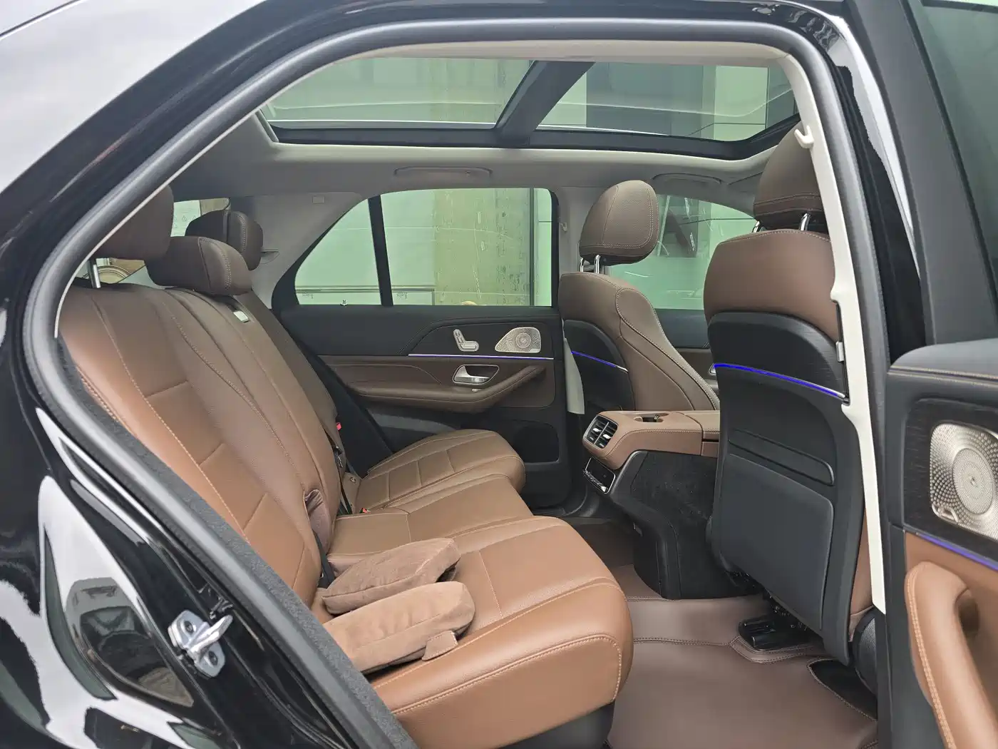 Mercedes-Benz GLE 2024 GLE 450 4MATIC Luxury фото 14