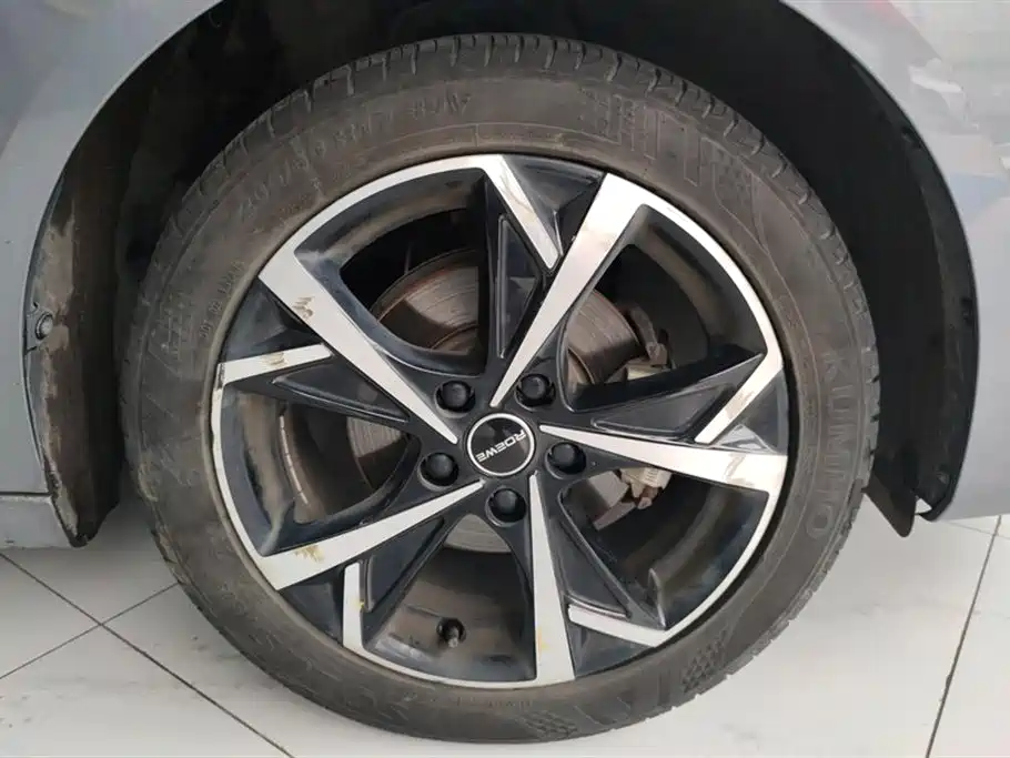 ROEWE I5