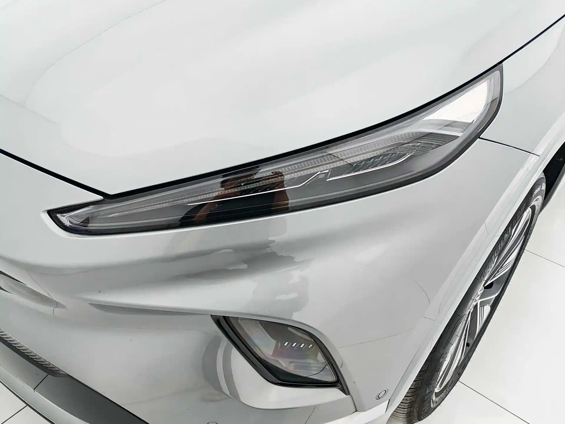 Photo 16 - Buick E5