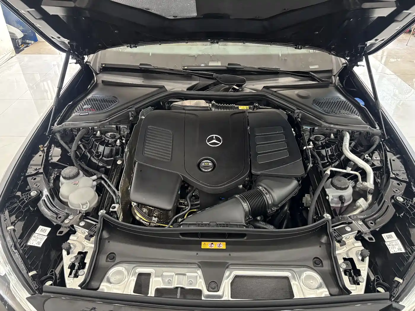 Mercedes-Benz E-Class 2025 E 300 L Luxury Sport фото 30