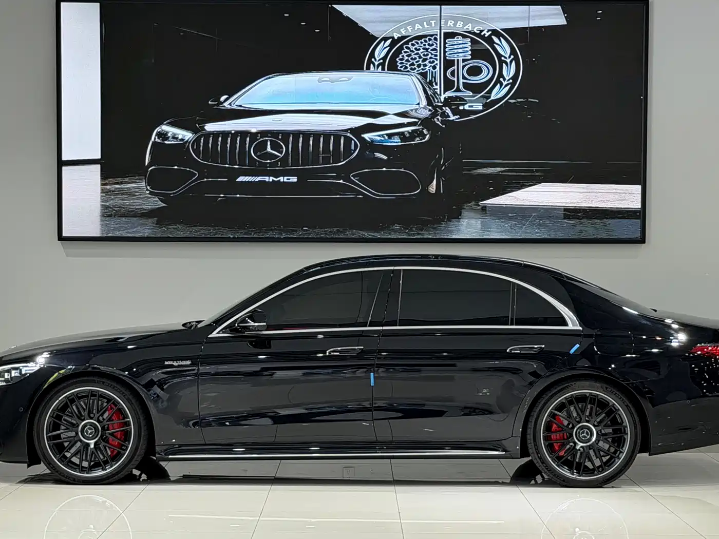 Mercedes-Benz S-Class AMG Hybrid 2024 AMG S 63 L E Performance фото 3