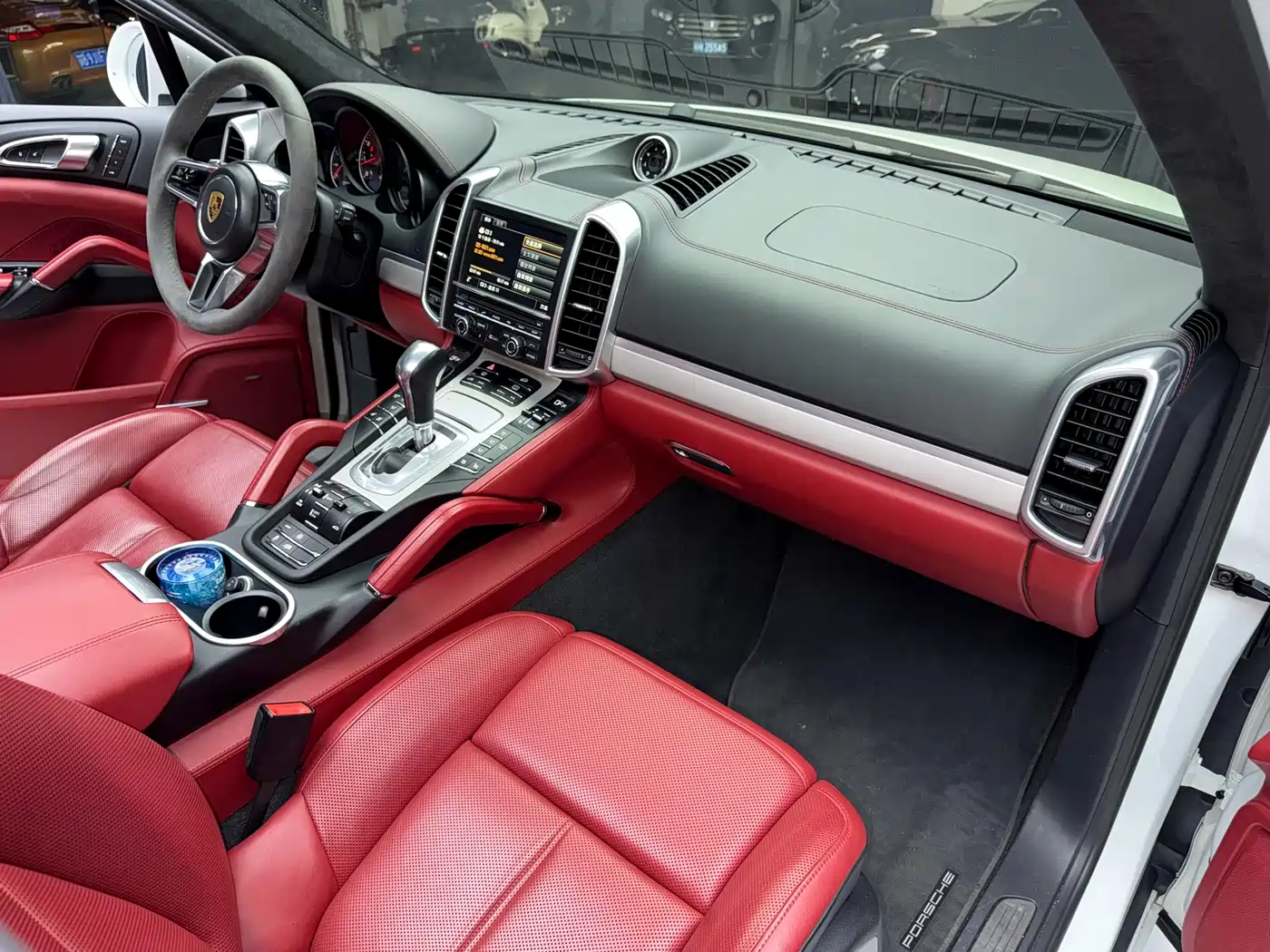 Porsche Cayenne 2015 Cayenne GTS 3.6T фото 17