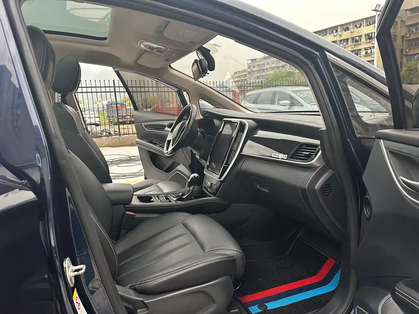 BYD Song MAX 2017 1.5T Auto Smart Elite 7-Seater фото 7