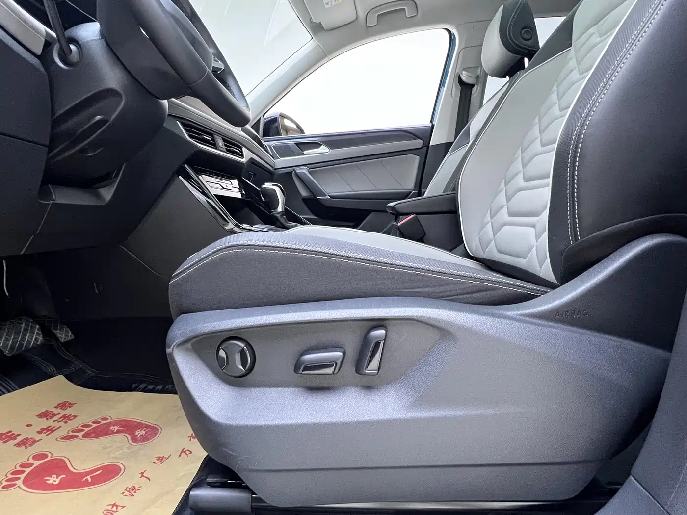 Volkswagen Tayron 2023 280TSI 2WD Luxury Plus Advanced Edition фото 18