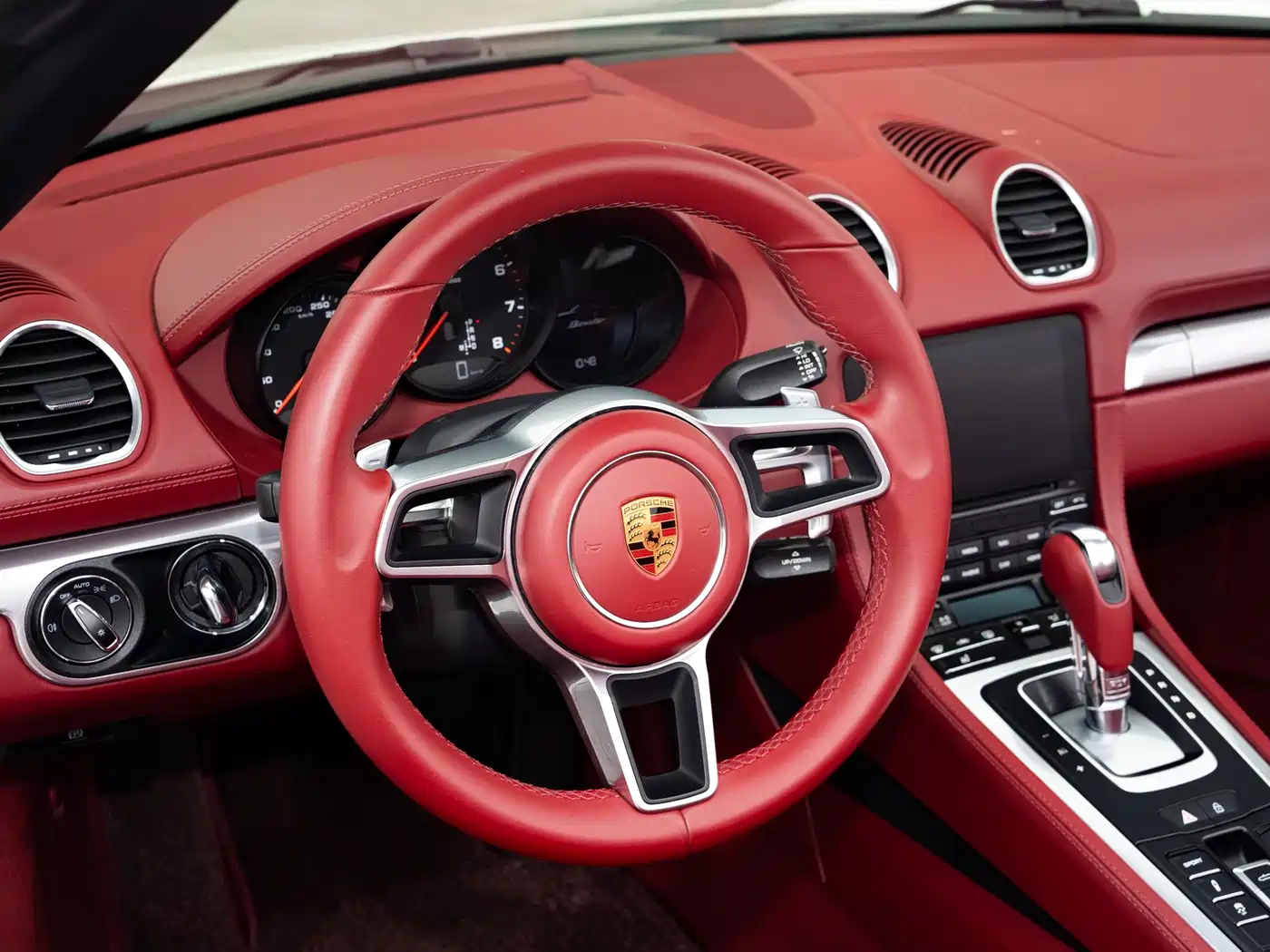 Porsche 718 2019 Boxster T 2.0T фото 9