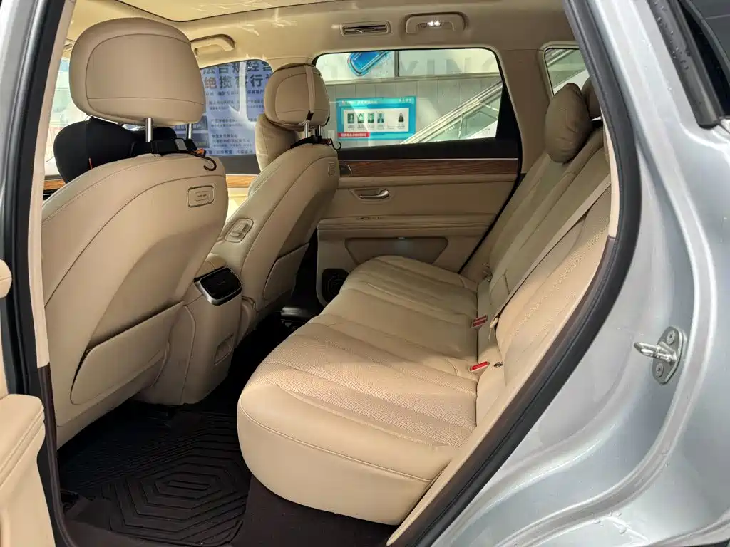Aito M7 2023 2022 1.5T AWD Luxury Edition