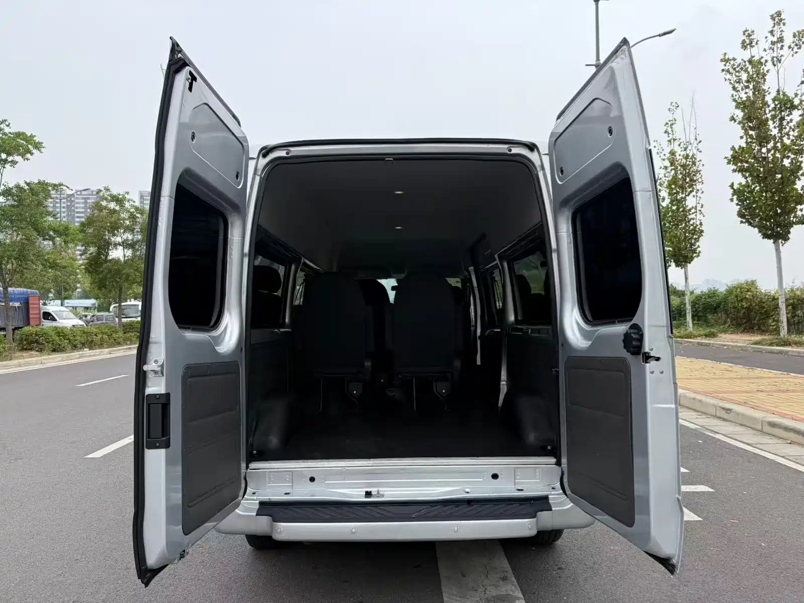 Photo 15 - Ford New Generation Transit