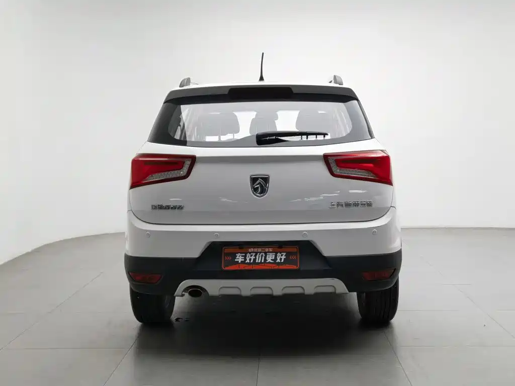 Baojun 560 2016 2016 1.8L Manual Comfort
