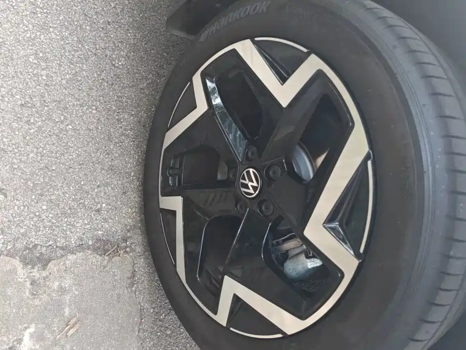 صورة 6 - Volkswagen Tayron