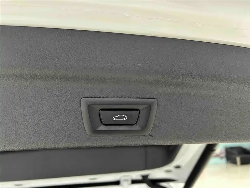 BMW X1 2023 sDrive20Li X Design Package фото 17