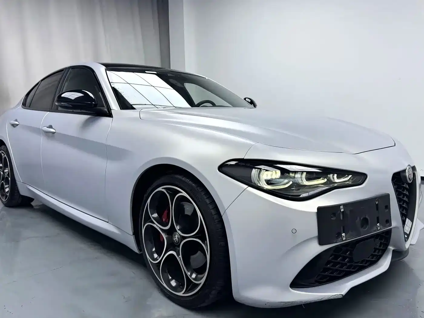 Alfa Romeo Giulia 2023 2023 2.0T 280HP Competition Edition