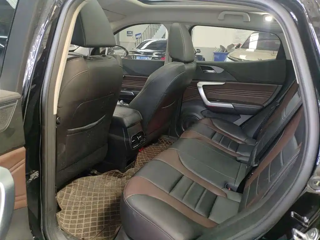 WEY VV5 2021 2021 1.5T 2WD Smart Pioneer