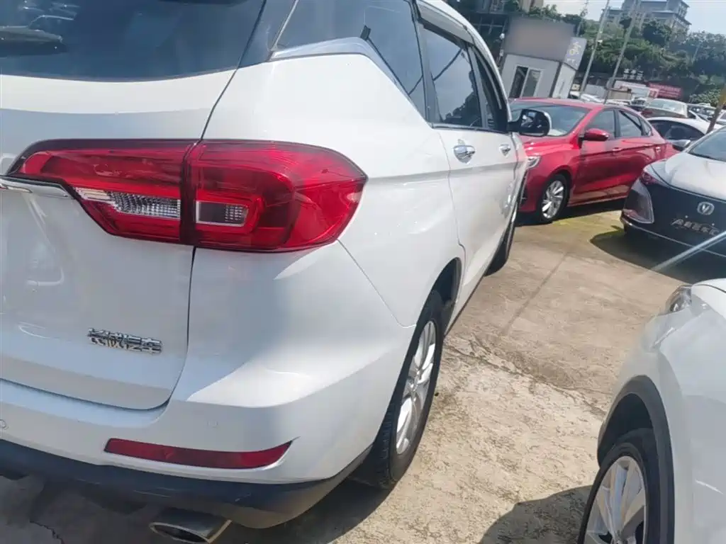 Haval M6 2019 1.5T DCT 2WD Value Edition (China VI) фото 8
