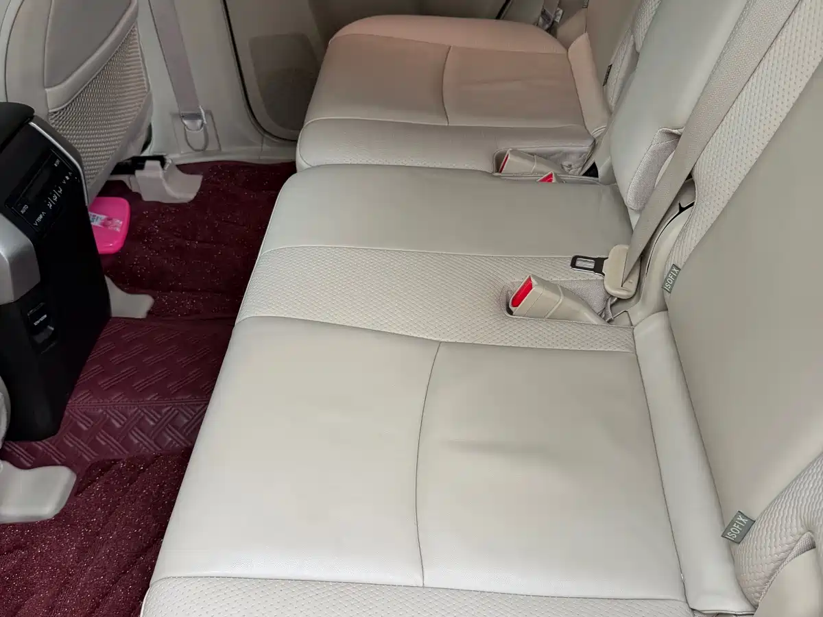 Toyota Prado 2010 4.0L Automatic TX-L фото 17