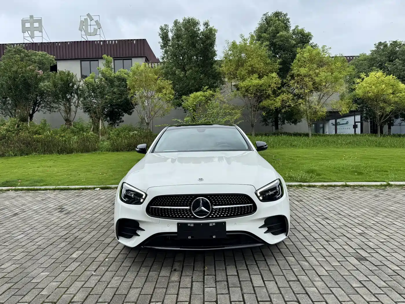 Mercedes-Benz E-Class (Import) 2024 2023 Facelift E 260 Fashion Sport