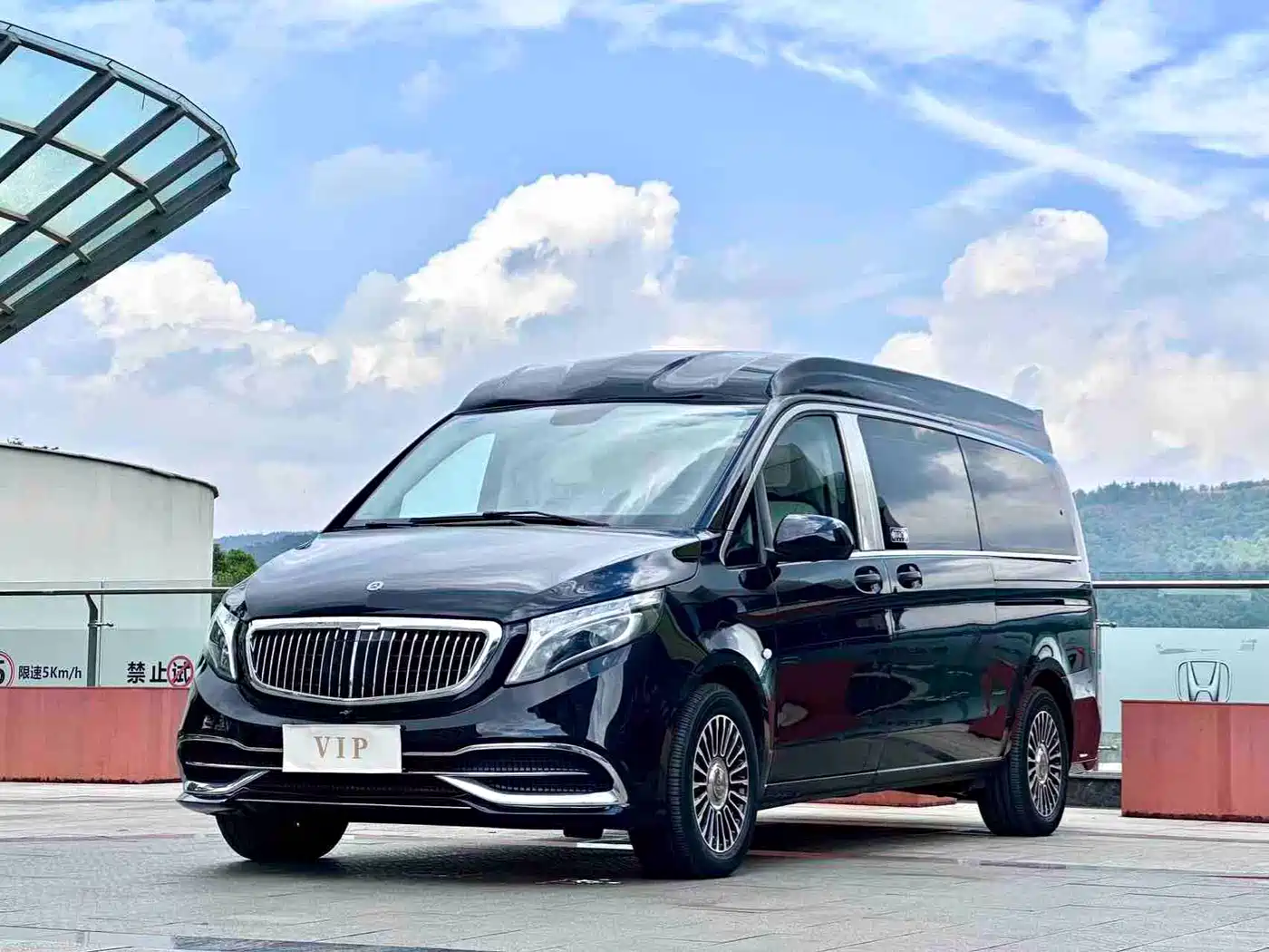 Mercedes-Benz Vito 2021 2.0T Business Edition 7-seater