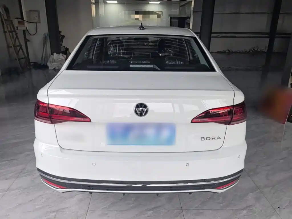Volkswagen Bora 2026 2025 Facelift 200TSI DSG Navigation Edition