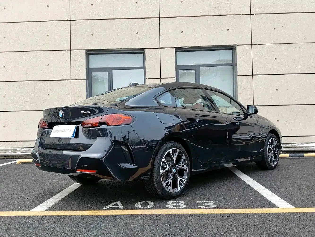 BMW 2 Series 2025 225L M Sport Package фото 10