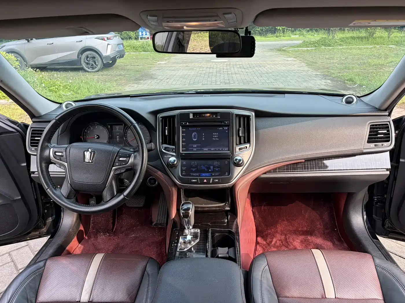 Toyota Crown 2015 2.0T Fashion фото 11
