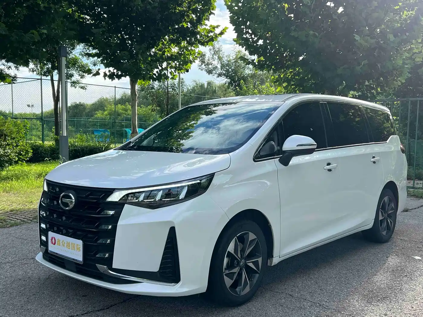 GAC Trumpchi Trumpchi M6 2021 PRO 270T DCT Luxury Edition