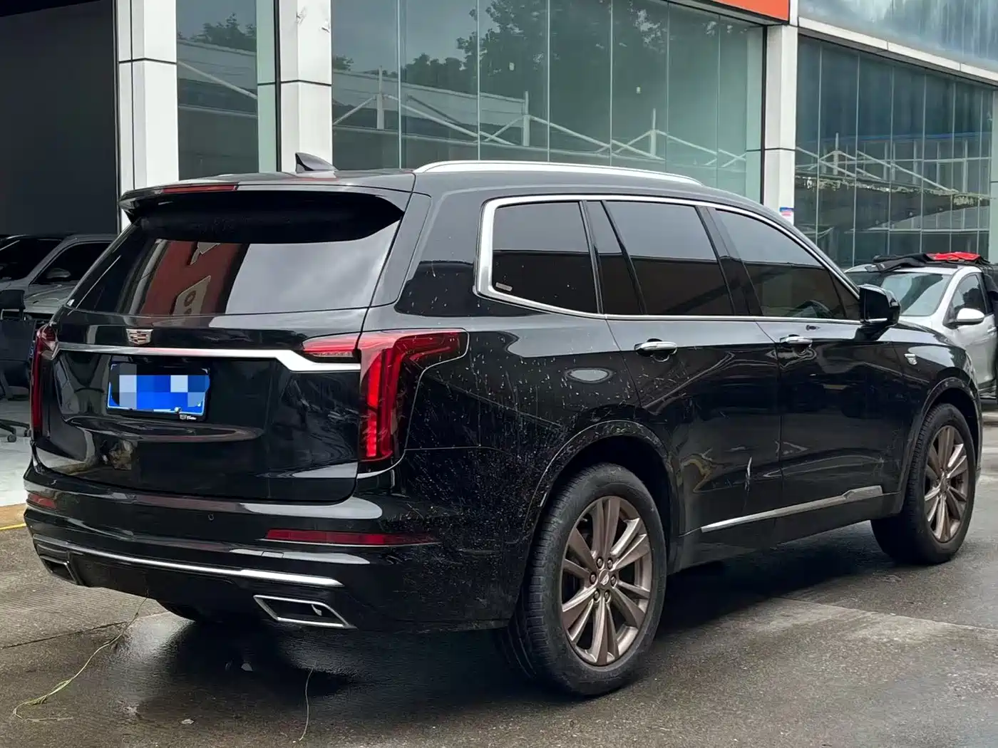 Фото 4 - Cadillac XT6