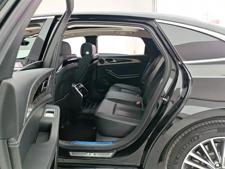 Hongqi H9 2020 2.0T Smart Connection Qi Xiang Edition фото 11