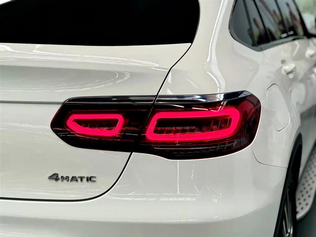 MERCEDES-BENZ GLC COUPE