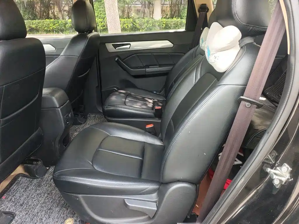 BAIC Weiwang M50F 2018 2017 1.3T Standard
