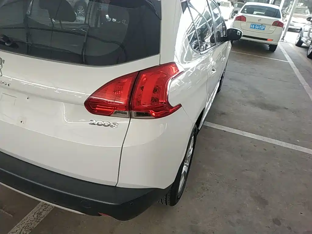 Peugeot 2008 2014 2014 1.6L Automatic Fashion Edition