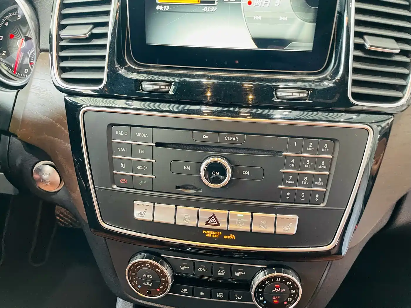 Mercedes-Benz GLS 2016 GLS 400 4MATIC Luxury фото 15