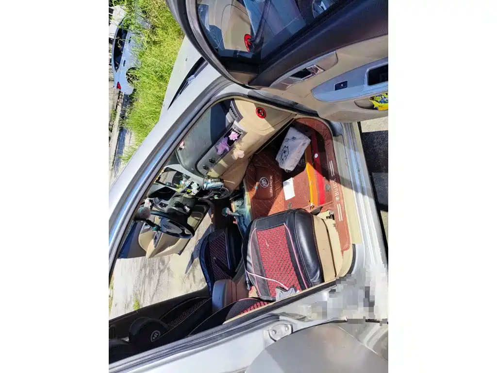 Photo 13 - Buick Excelle