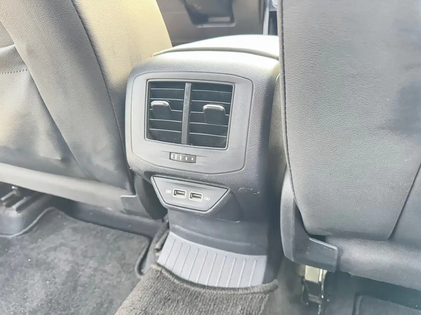 Volkswagen T-ROC 2022 280TSI DSG 2WD Comfort PLUS фото 14