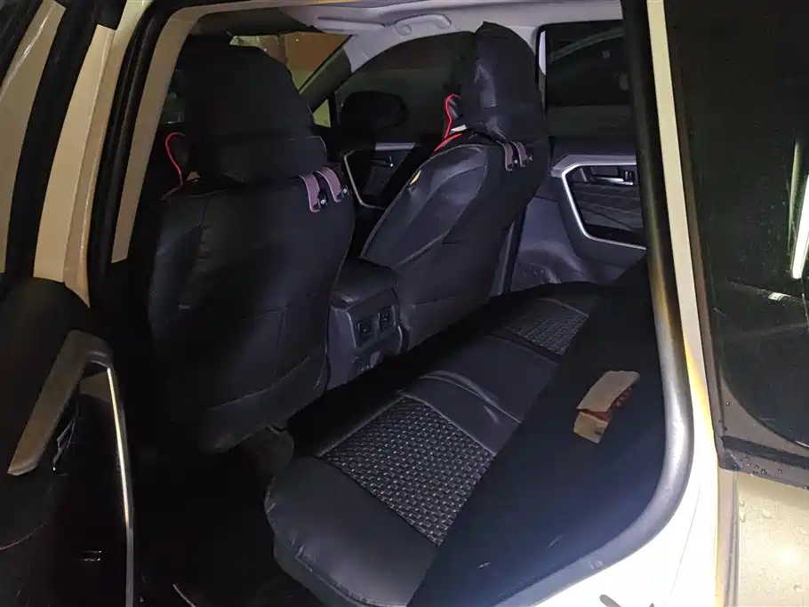 TOYOTA RAV4 RONGFANG