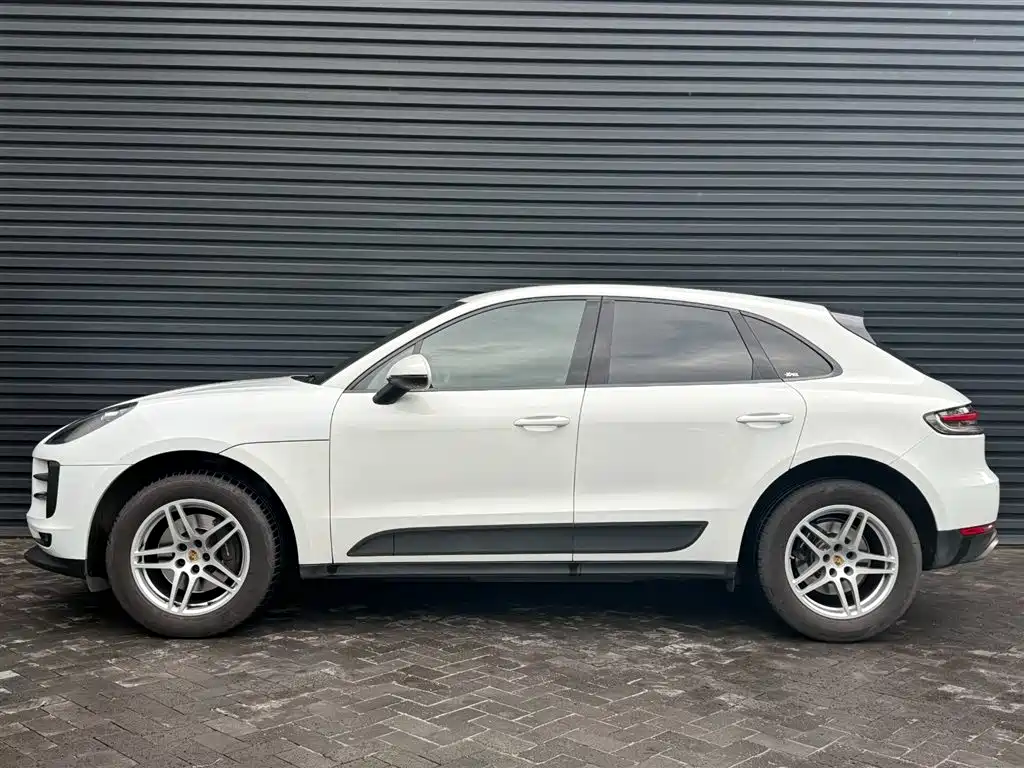 Porsche Macan 2021 Macan 2.0T фото 4