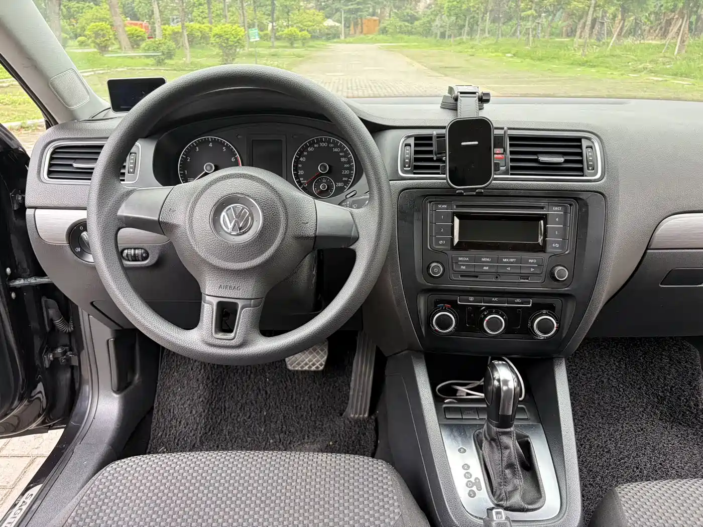 Volkswagen Sagitar 2014 1.4TSI Automatic Fashion фото 13