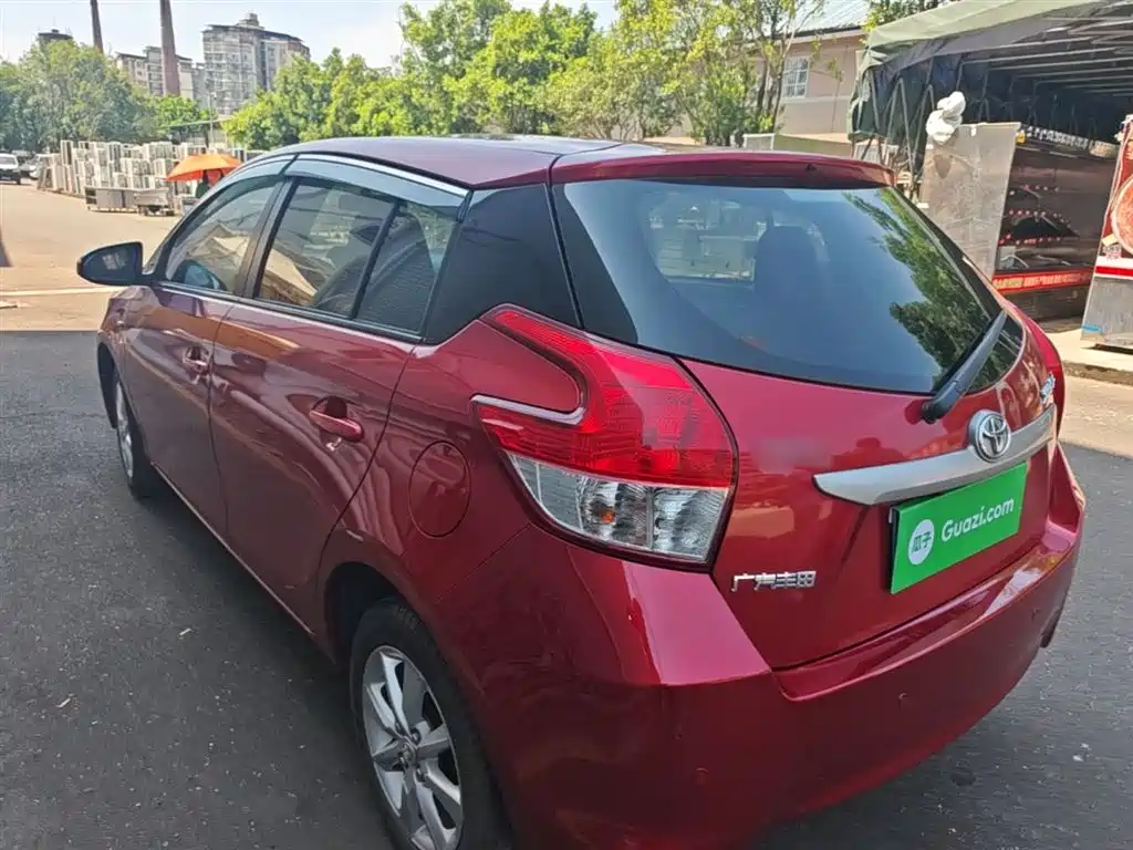 Toyota YARiS L Zhi Xuan 2015 1.5G Auto Sunroof Special Edition фото 23