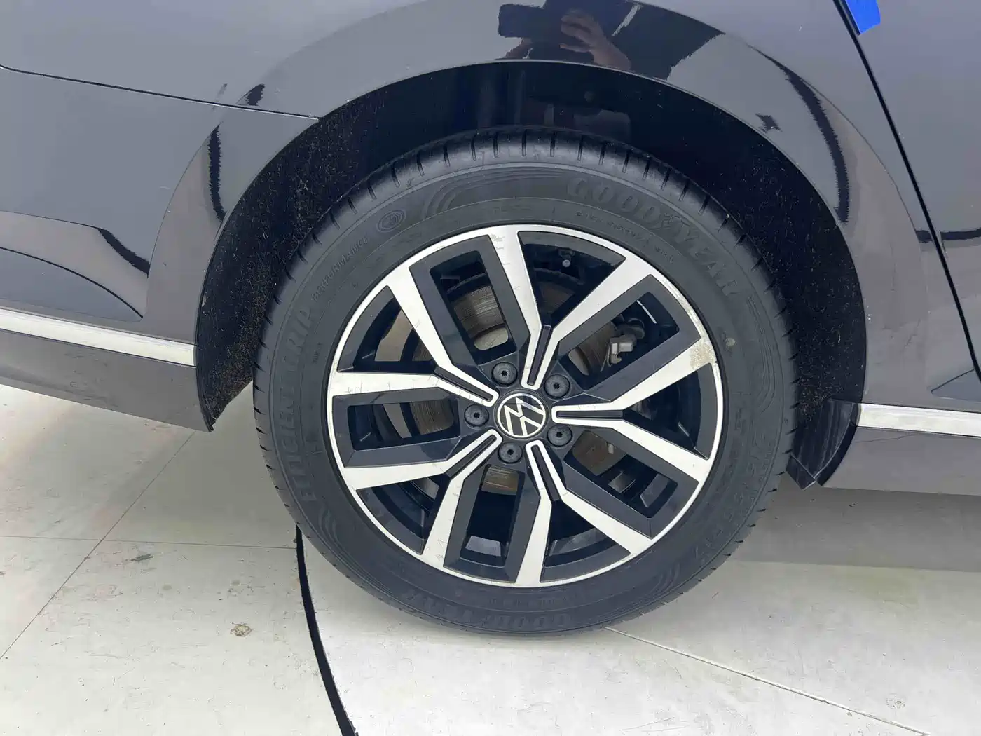 Volkswagen Magotan 2020 330TSI DSG Leading фото 16