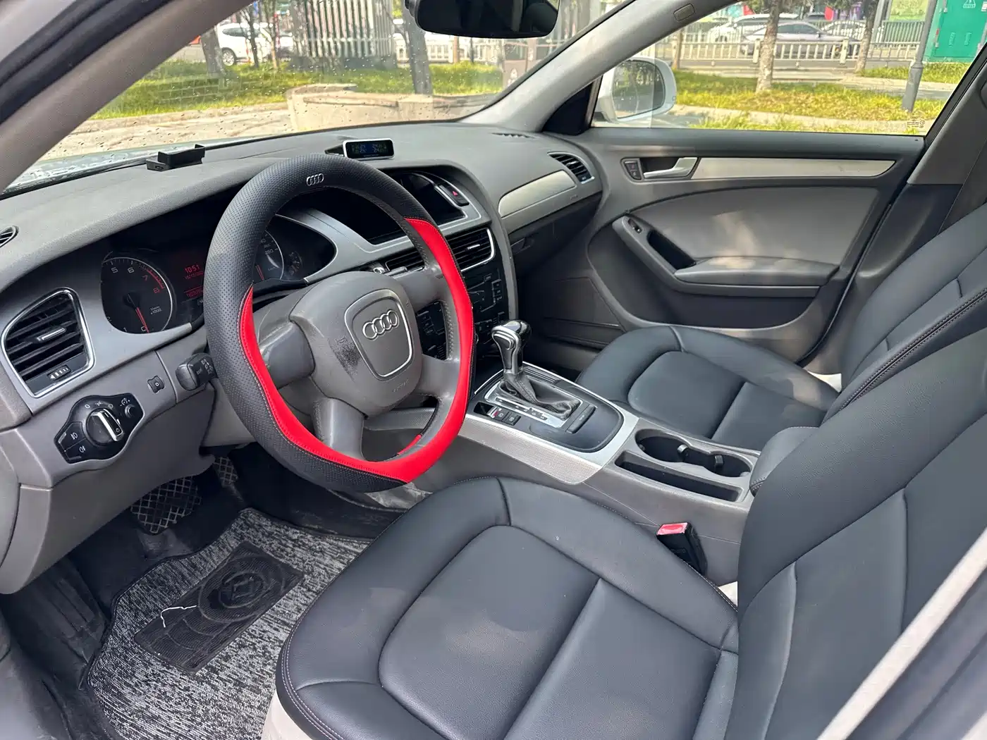 Audi A4L 2009 2009 2.0 TFSI Standard