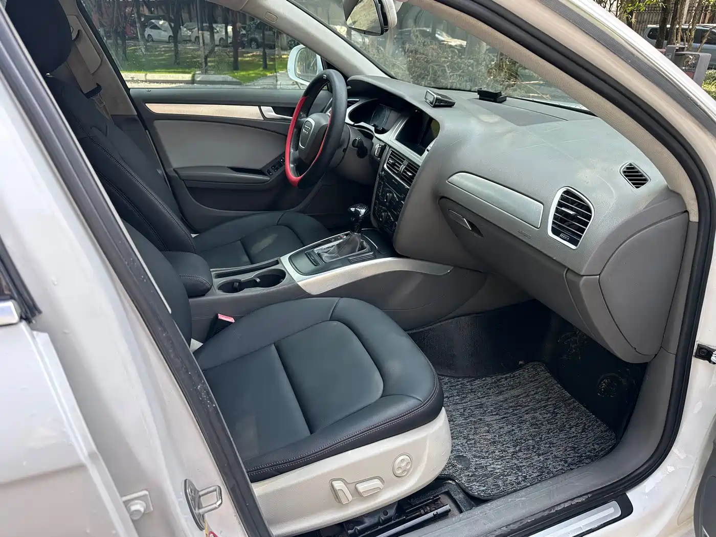 Audi A4L 2009 2009 2.0 TFSI Standard