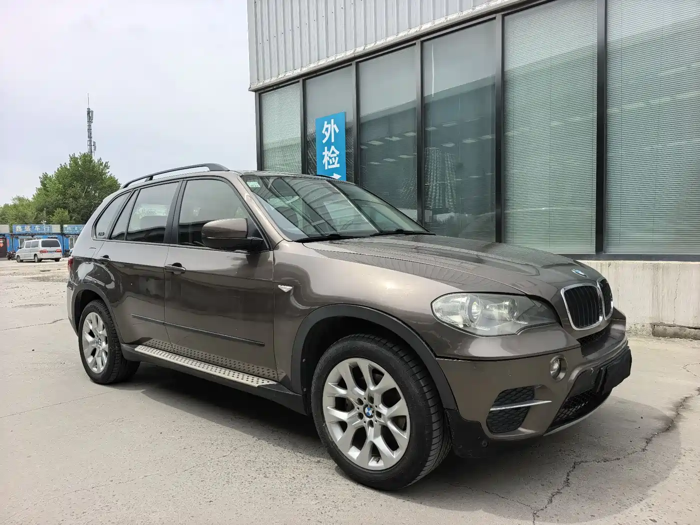 BMW X5 (Import) 2011 xDrive35i Leading Edition фото 5