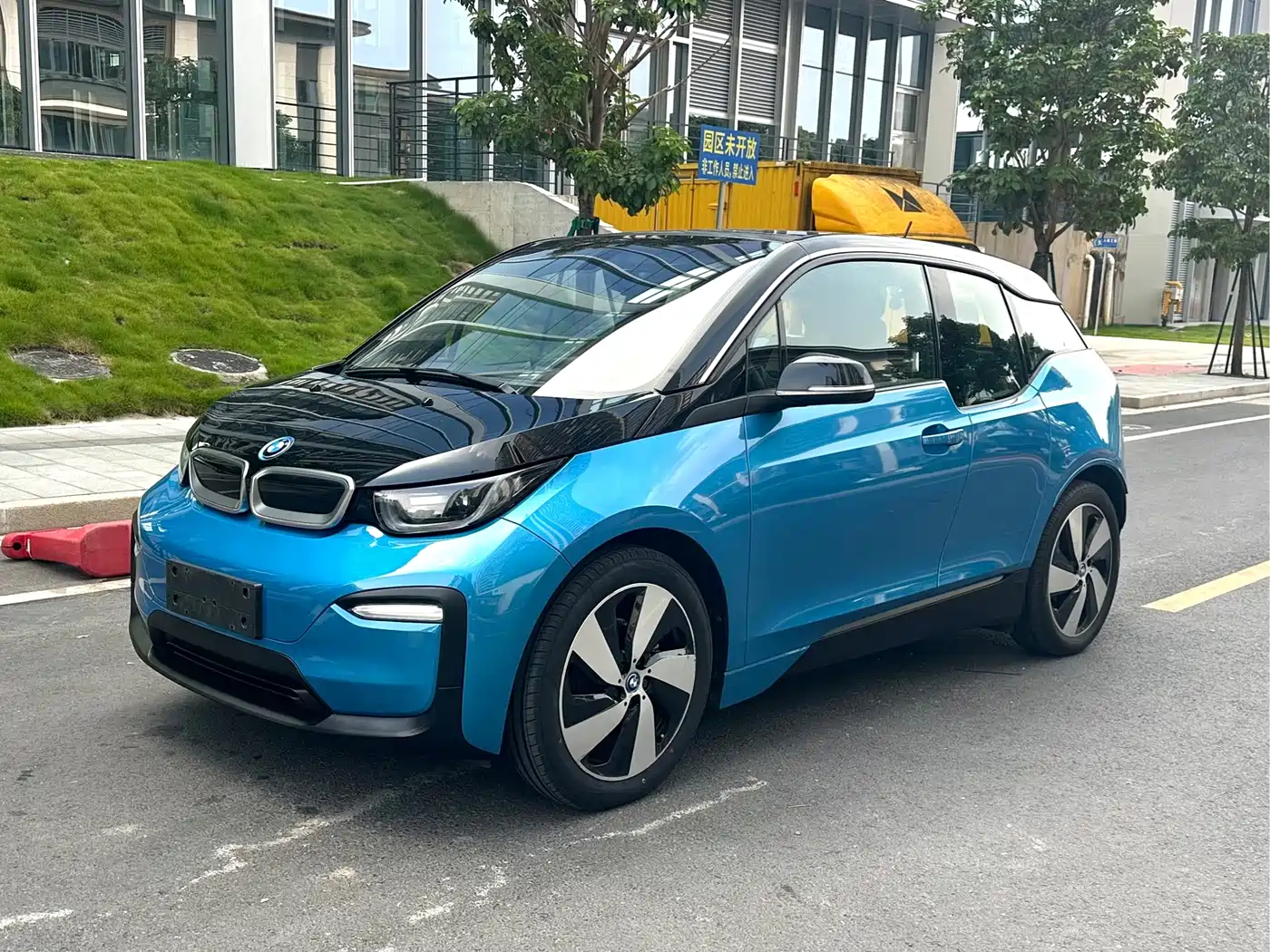 2019 BMW i3 (Import)