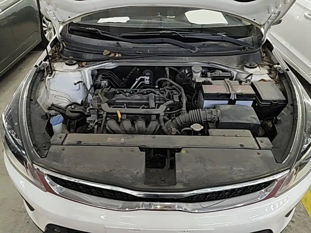 Kia KX CROSS 2018 2017 1.4L AT GLS