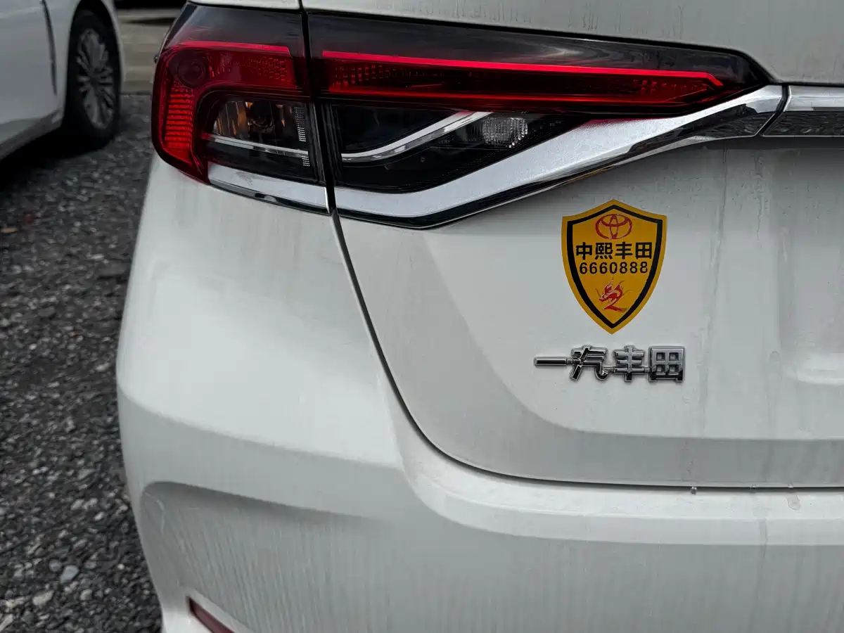 Toyota Corolla 2022 TNGA 1.5L CVT Pioneer Edition фото 18