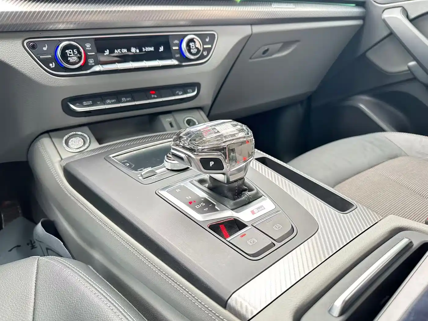 Audi Q5L 2018 45 TFSI Exclusive Fashion (China V) фото 11