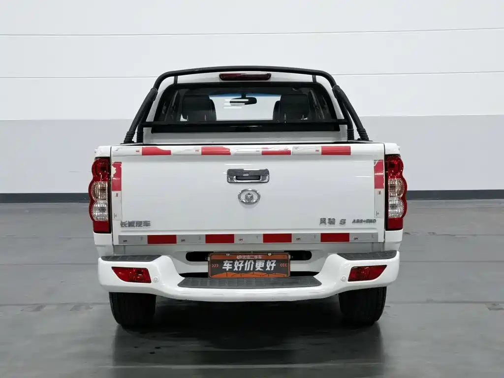 Great Wall Fengjun 5 2017 2017 2.4L Euro Version Gasoline 2WD Elite Small Double Cab 4G69S4N